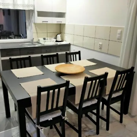 Holiday home Mieszkanie Wakacyjne *
